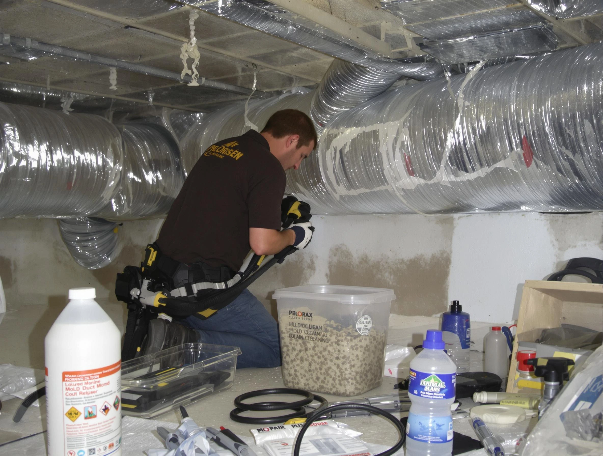 Sandia Heights Air Duct Cleaning specialist performing professional mold removal from air ducts in Sandia Heights